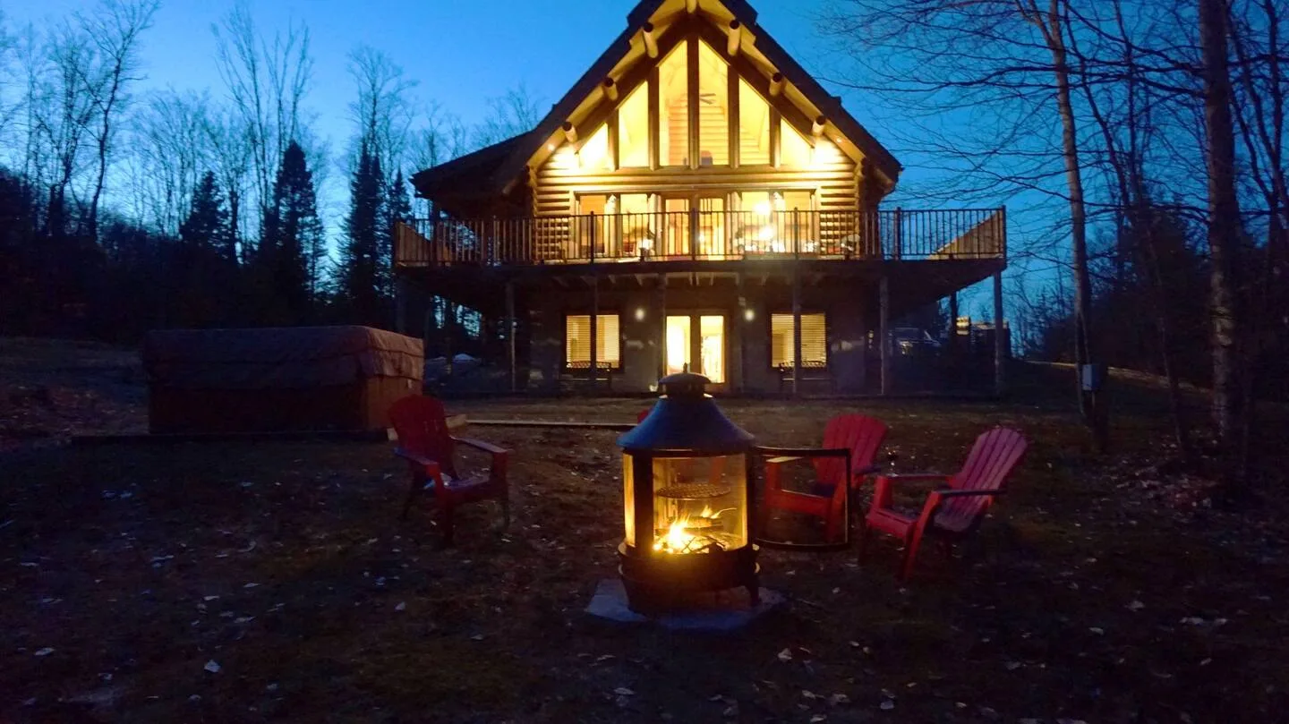 Chalets Frères de Bois Rond Large Group Chalet Mont-Tremblant